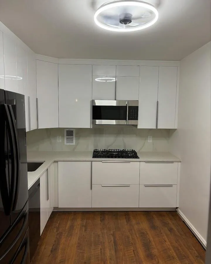 Renovated kitchen with quartz countertops in Stansbury Park